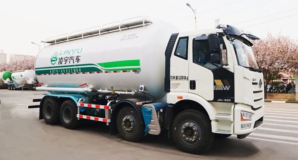 凌宇干混砂漿車的特點都有什么？
